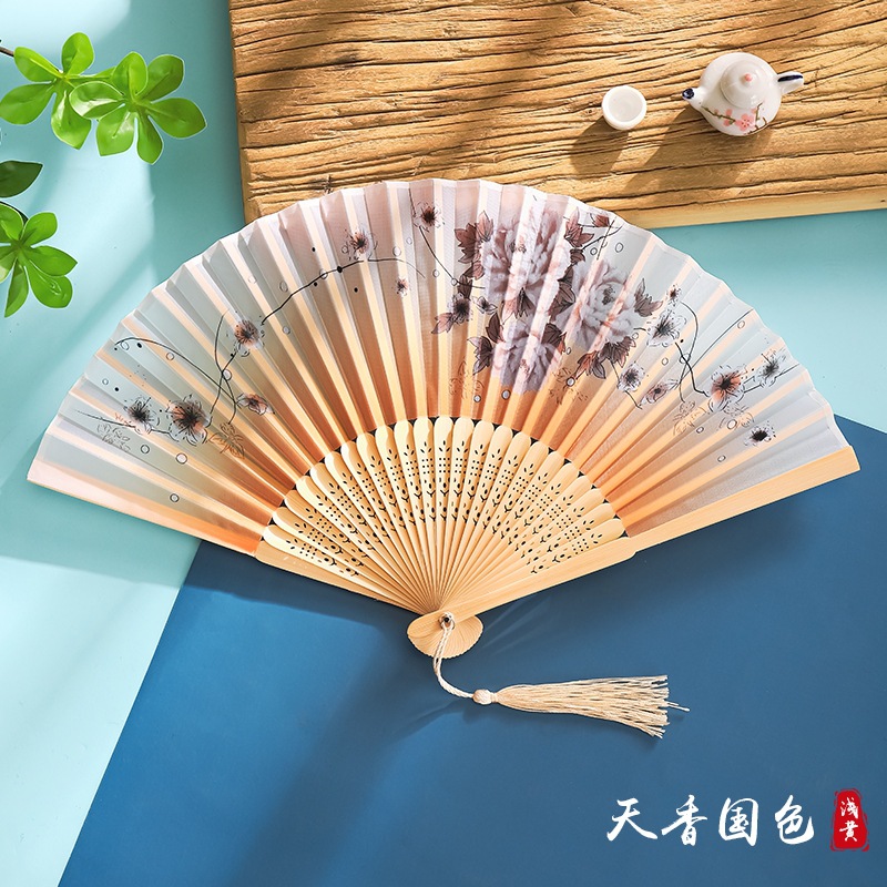 Ventilador Ventilador plegable Estilo chino Estilo antiguo Estilo japonés Mujer borla Verano Niños Plegable portátil Baile Hanfu Mini ventilador