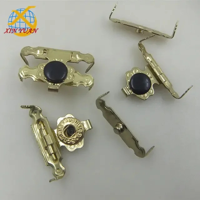 工厂供应雪茄盒扣子， 高档带纽花扣包装盒五金配件，尺寸款式多