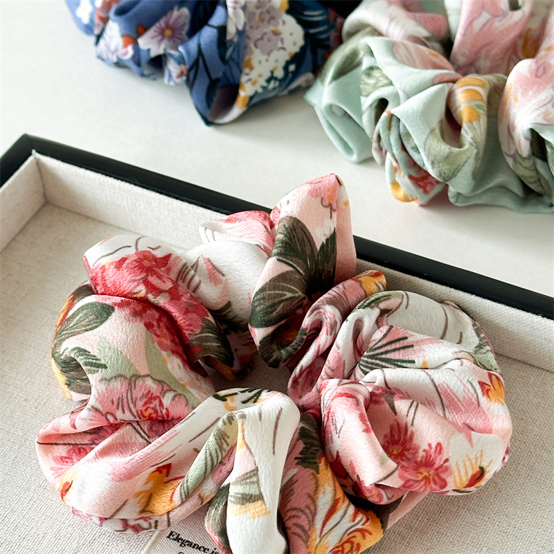 11g Weight Hair Tie Hair Accessories Type 1 Piece Quantity Banquet, Daily, Street Occasion Cloth Material Floral Pattern All Seasons Season Women's Gender Elegant, Lady, Advanced Sense Style Elegant Lady Advanced Sense Women's Floral Cloth Hair Tie 6