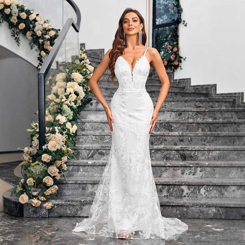 Cross-border European and American dress Amazon sexy banquet party wedding slim-fit sheath bridesmaid small trailing dress