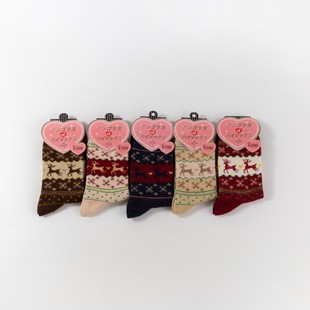 Autumn and winter wool socks comfortable soft socks Christmas gold deer jacquard women socks ladies tube socks wholesale