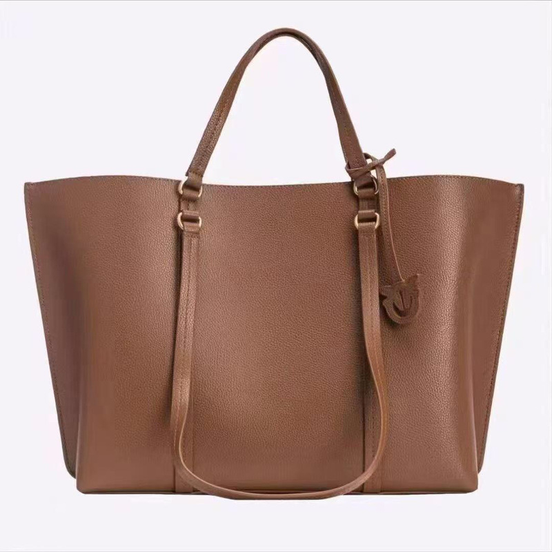 Pinko's New Swallow Bag, Large-Capacity Women's Commuter Bag, Cowhide Tote Bag, Shoulder Underarm Bag, Shopping Bag Pinko's New Swallow Bag, Large-Capacity Women's Commuter Bag, Cowhide Tote Bag, Shoulder Underarm Bag, Shopping Bag