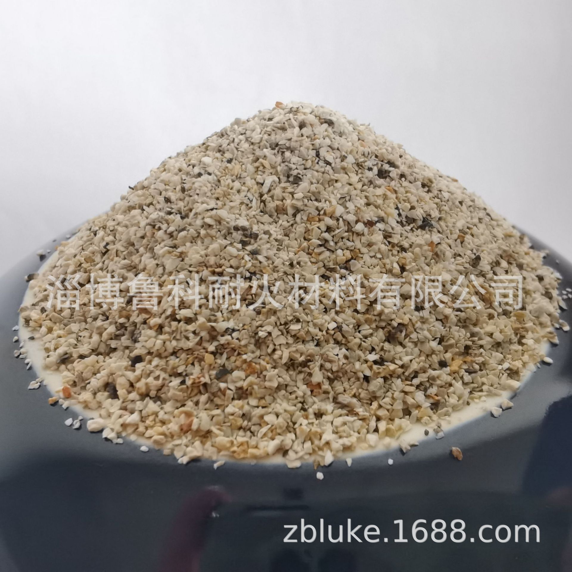 厂家供应铸造用铸造砂  铸造粉   莫来砂  莫来粉  精铸砂粉