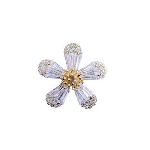 Duo Copper Micro-inlaid Brooch Japanese Sweet Crystal Pin Collar Pin Anti-light Cardigan Elegant Dark Buckle for Suit