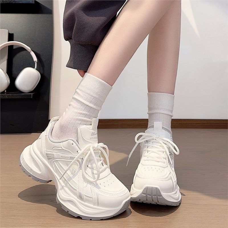 Warrior White Couple Sneakers 2026 Hot-Selling Thick-Soled Dad Shoes Fashionable Versatile Lightweight Casual Shoes Trendy