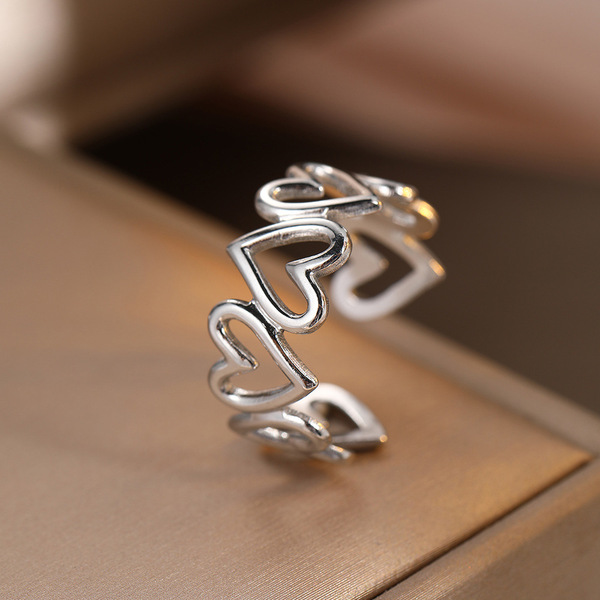 Retro fashionable ring stainless steel heart shaped