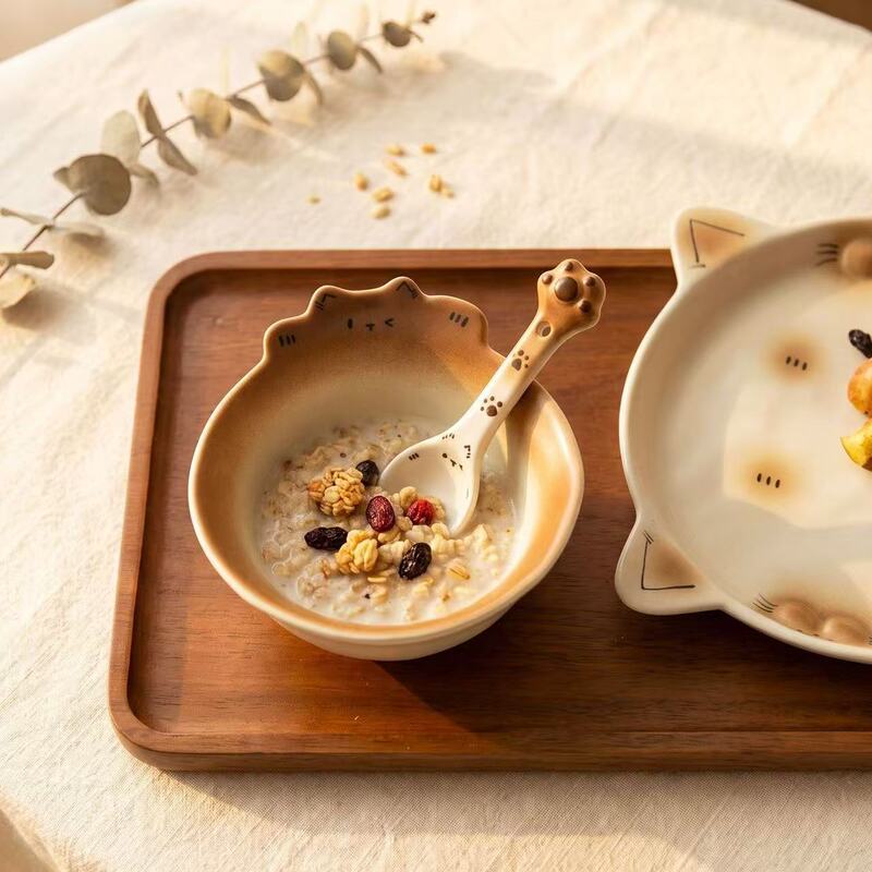 Cartoon cute single-serving yogurt bowl and dish set, underglaze ceramic, for home use, including bowls, plates, soup bowls, and noodle bowls Cartoon cute single-serving yogurt bowl and dish set, underglaze ceramic, for home use, including bowls, plates, soup bowls, and noodle bowls