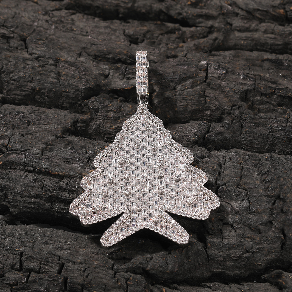 Collana con ciondolo a forma di albero di Natale con zirconi in rame esclusivo Hip Hop Winter, accessori per gioielli dall'atmosfera unica_voghion.com