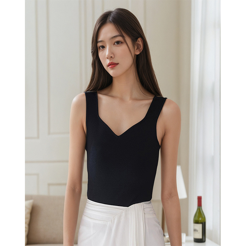 Knitted Camisole Women's Spring and Summer New Slim Fit Inner Layering Shirt Sleeveless V-Neck Outer Wear Beautiful Back Top Knitted Camisole Women's Spring and Summer New Slim Fit Inner Layering Shirt Sleeveless V-Neck Outer Wear Beautiful Back Top