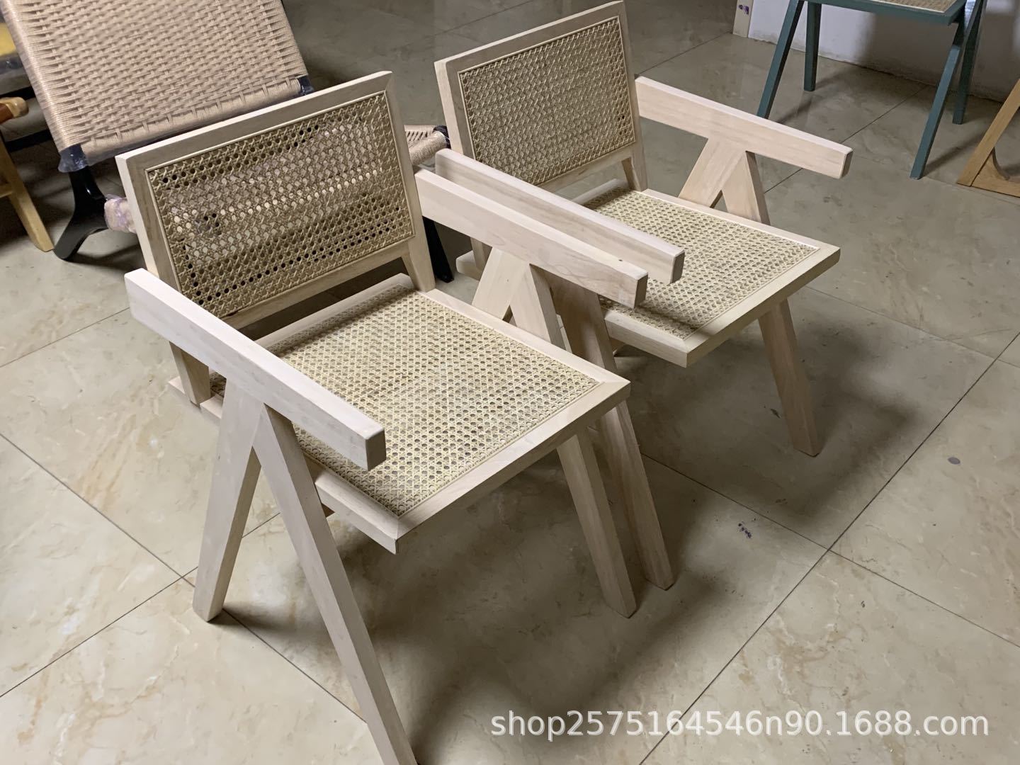 페인트없는 등나무