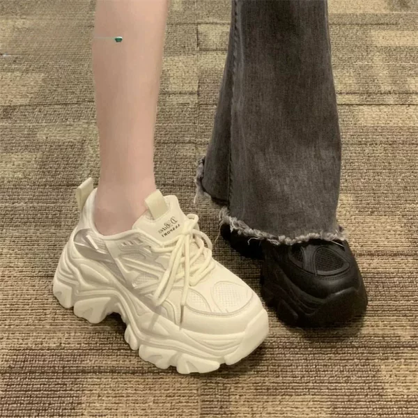 Women's Dad Shoes with Height Increase, 2024 Spring New Versatile Style for Petite Individuals, Thick-Soled Sneakers in Black, Lightweight