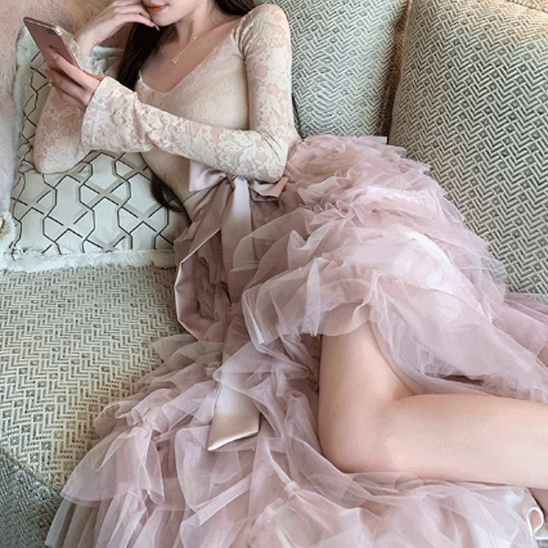 2025 New Winter Style Pink Apricot Dance~Retro French Lace Fluffy Cake Skirt Dress (Plus Velvet)