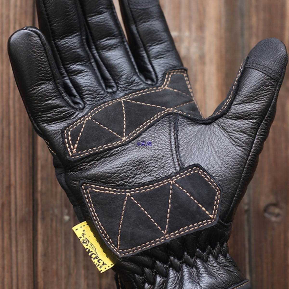 Retro leather gloves for men and women all-season, brown windproof equipment, fall protection 2