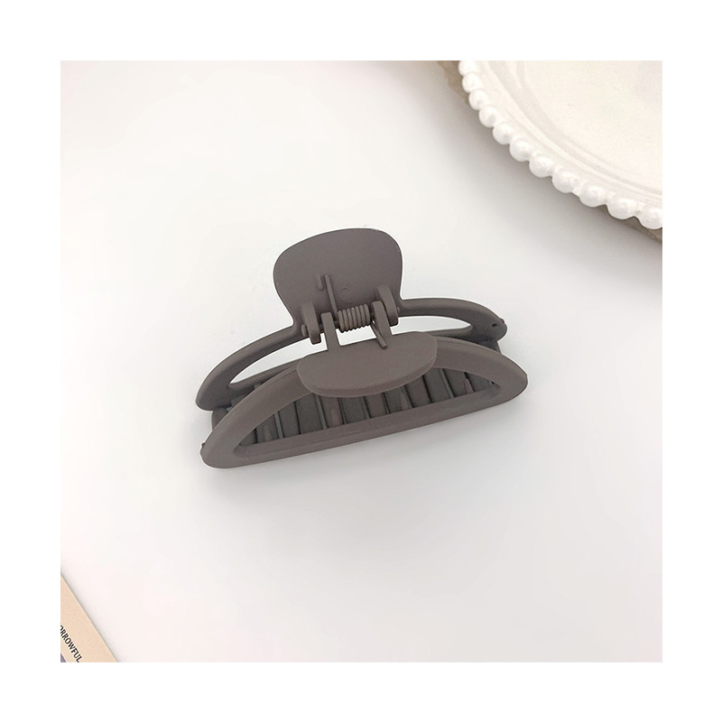 2022 Nueva horquilla esmerilada simple joyería de horquilla atmosférica elegante clip curvado joyería de moda al por mayor