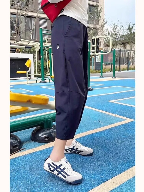 Plus-Size Women's Summer Thin Ice Silk Sports Pants, High-Waisted, Slimming, Loose-Fitting, Quick-Dry Jogger Harem Carrot Pants Plus-Size Women's Summer Thin Ice Silk Sports Pants, High-Waisted, Slimming, Loose-Fitting, Quick-Dry Jogger Harem Carrot Pants
