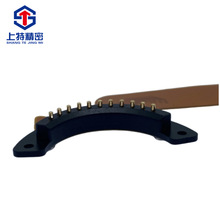 ���ؾ��� ���C���������� �R�^����POGO PIN ���C�o������B��