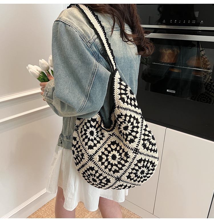 Trendy casual woven bag 2025 New style ins niche artistic straw woven bag Large capacity versatile single-shoulder armpit bag undefined