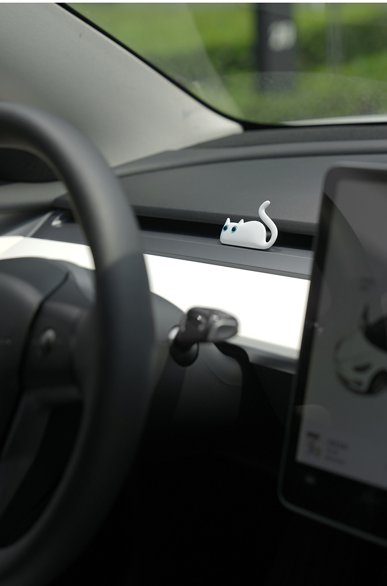 Tesla car aromatherapy ornaments cat's crooked high-level fragrance suitable for model3/Y car air outlet perfume