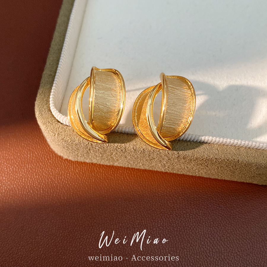 18k oro real chapado aguja de plata cepillado pernos oval estilo simple temperamento pendientes ligero lujo alta sensación de auriculares image 4