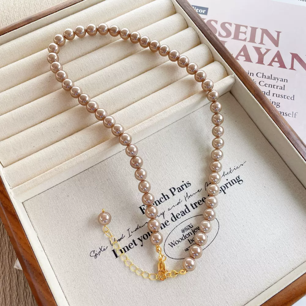 法式美拉德风时尚秋冬氛围感咖啡色复古珍珠项链轻奢珍珠锁骨链