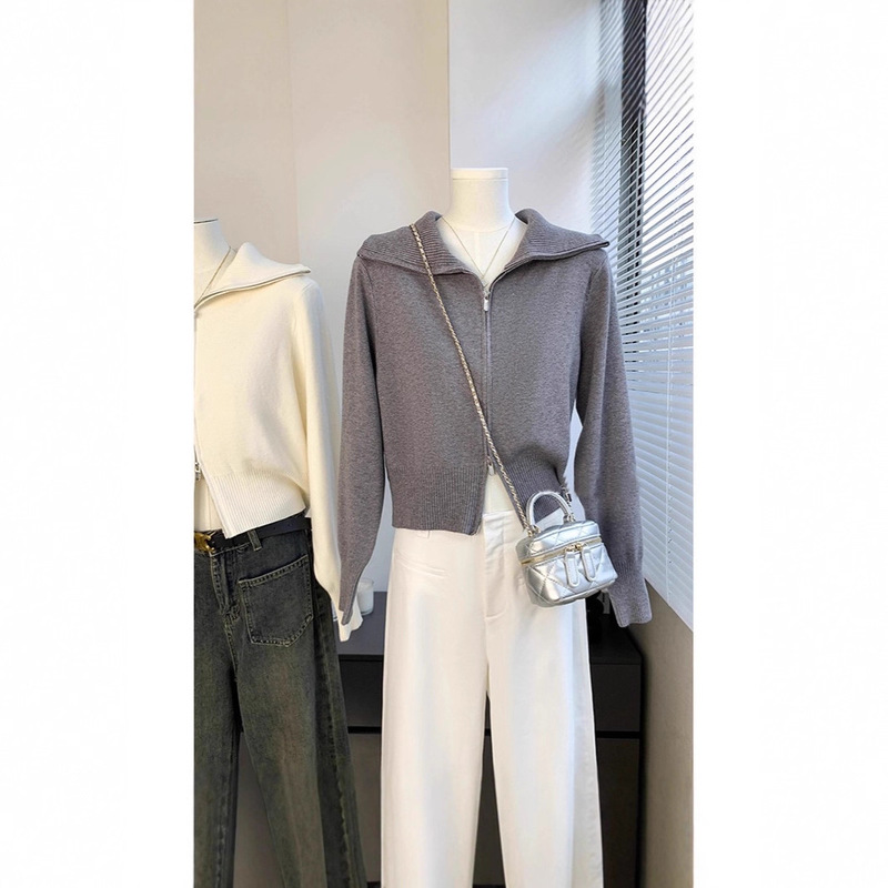 Korean-Style Fashionable and Elegant Outerwear Sweater for Women, Autumn Double-Zip Knit Cardigan with a Versatile Design Korean-Style Fashionable and Elegant Outerwear Sweater for Women, Autumn Double-Zip Knit Cardigan with a Versatile Design
