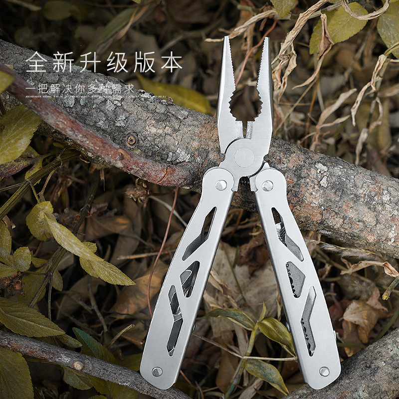 厂家销售多功能钳子户外组合多用刀工具钳汽车日用便携折叠套装