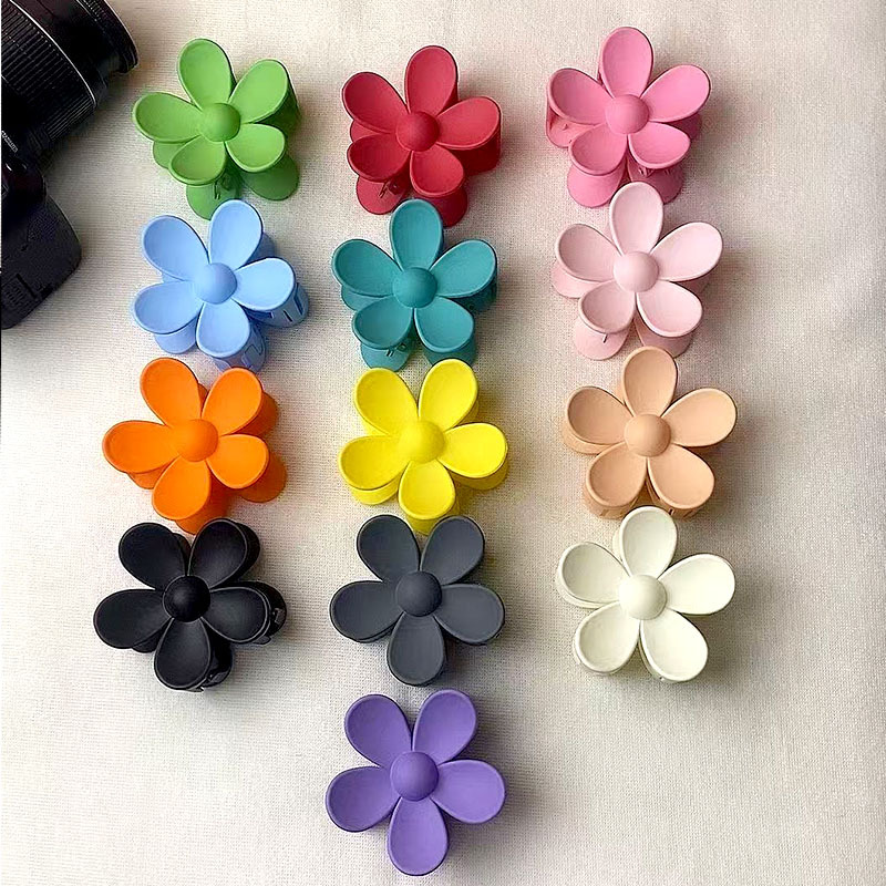Cross-Border Amazon Flower Clip Milk Coffee Color Hair Claw Five-Petal Flower Cute Back of the Head Hair Clip Ponytail Top Clip