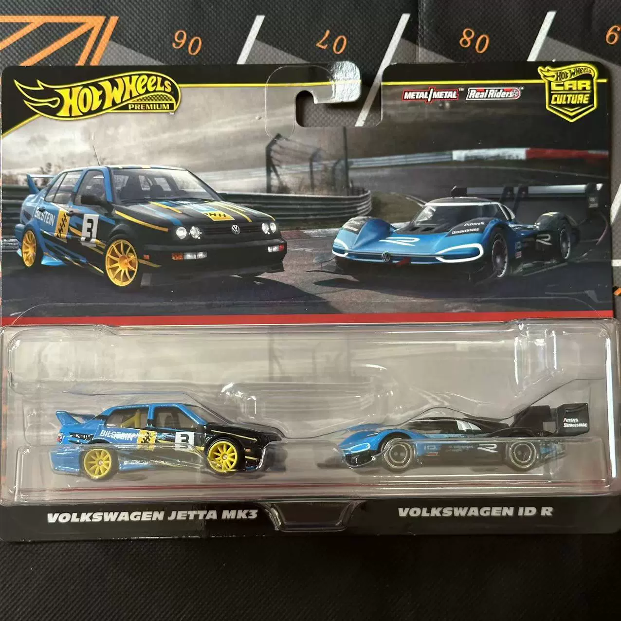 Hot Wheels Двойная крышка автомобиля 2025 Love Collection Mitsubishi Bay Oil GULF Nissan R34 Bugatti HBL96
