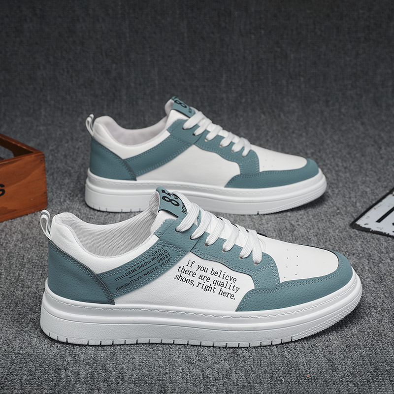 Zapatos de hombre en línea 2026 nueva tendencia versátil nicho de diseño casual zapatos planos estudiantes zapatos deportivos de moda