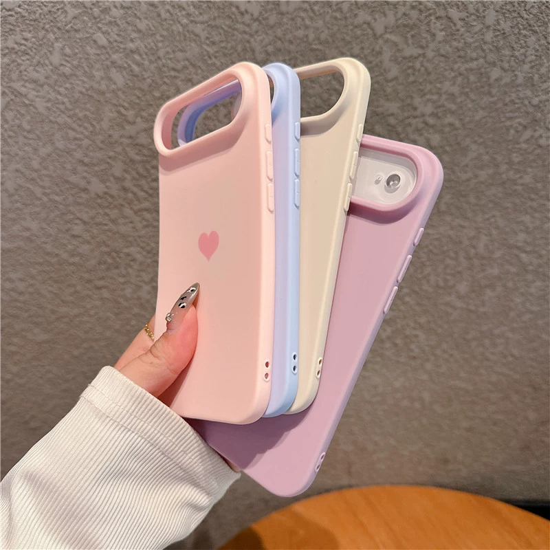 Чехол для телефона Apple iPhone 16 совместимый, матовый мягкий корпус
