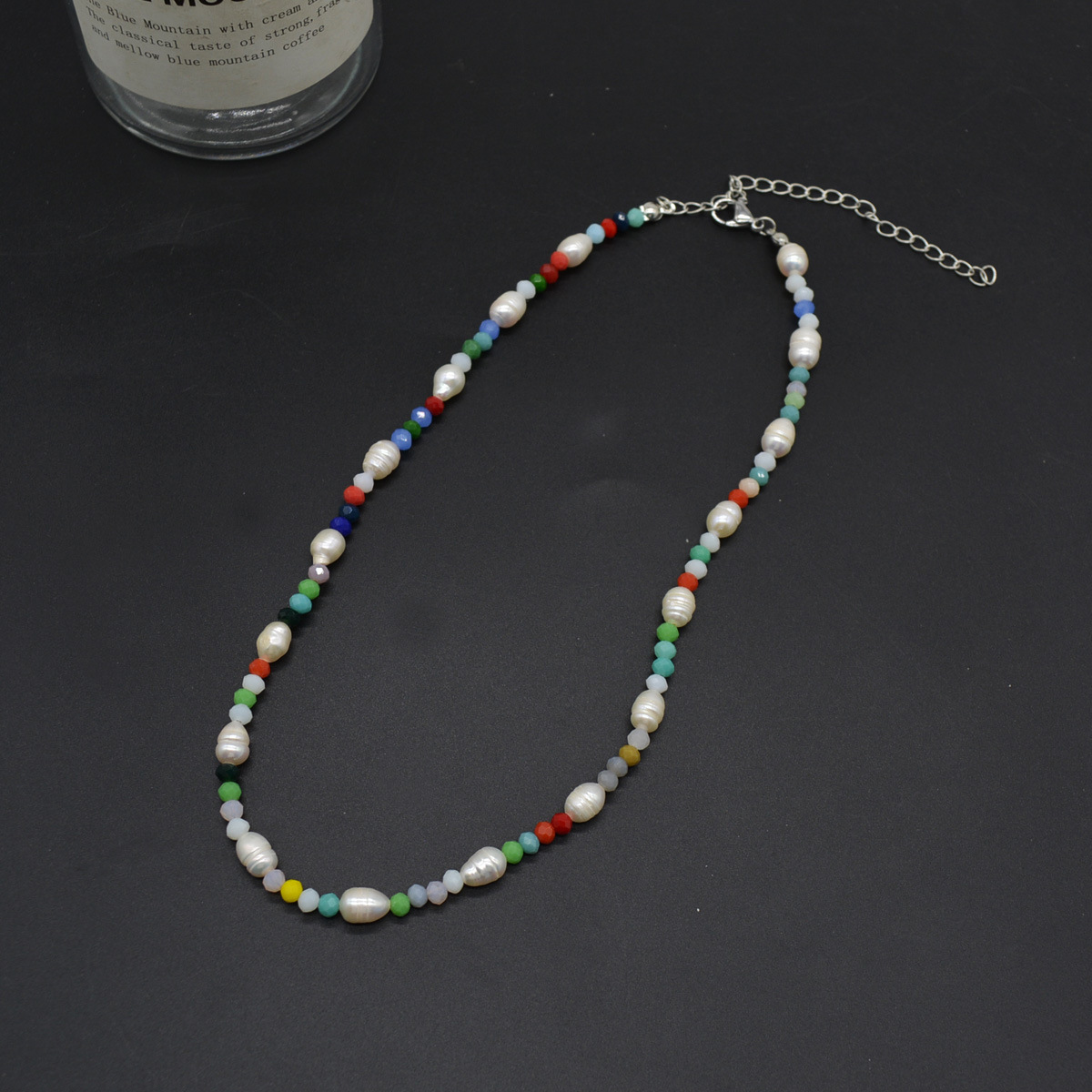 Retro Style Colorful Beaded Pearl Necklace display picture 5