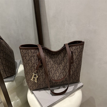 �߼������ٴ��������Ů2025�¿�W�t����μ�����������ذ�