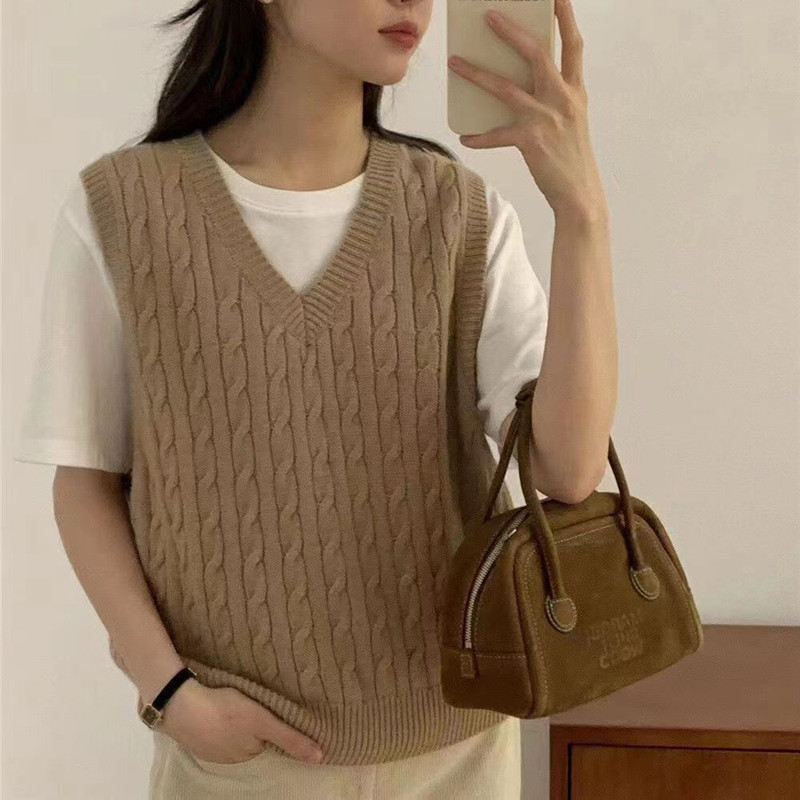 Retro estilo de Hong Kong cuello V torsión chaleco de punto de mujer 2024 otoño nuevo suéter de vestir suelto