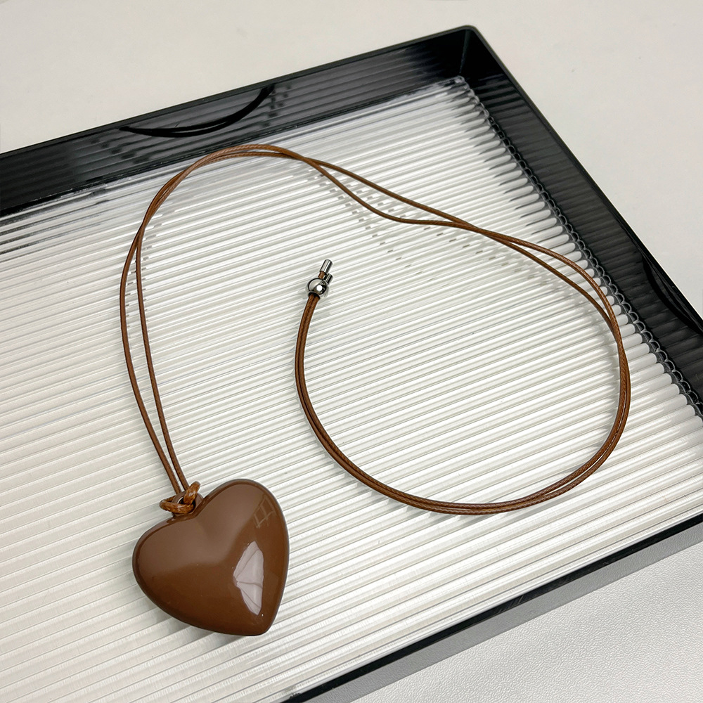 Heart Shape Pattern Simple Style Heart Shape Alloy Leather Rope Woven Chain Pendant Necklaces Wholesale