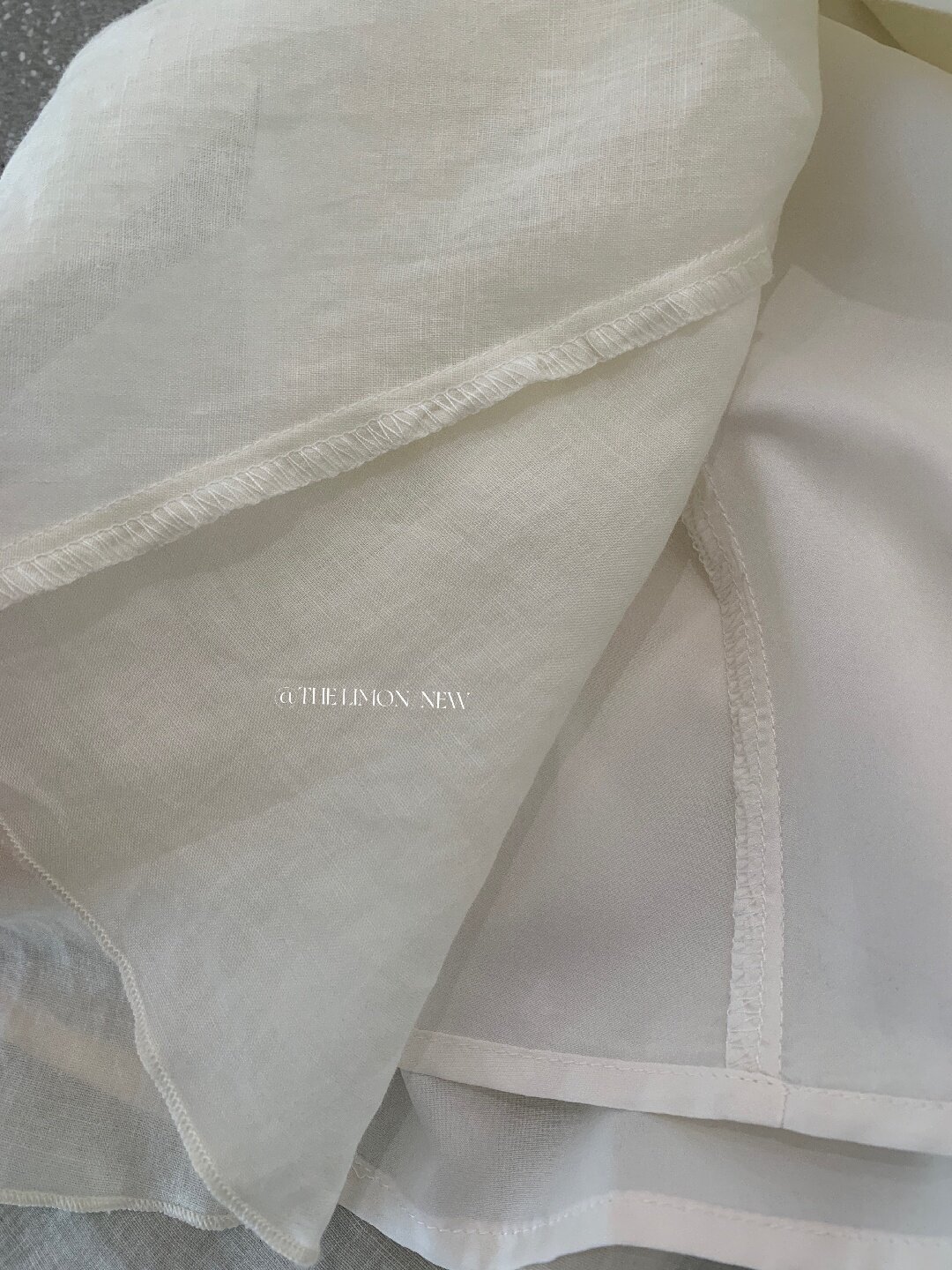 Bộ áo hai dây kết hợp chân váy midi nữ tính chất tơ tằm phong cách Hàn Quốc — màu cam, màu mơ chi tiết 45