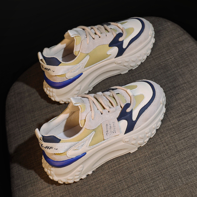 Kleine weiße Schuhe mit dicken Sohlen für Damen im Frühjahr 2023, neue Studenten-All-Match-Casual-Sport-Papa-Schuhe, farblich passende Forrest Gump-Schuhe_voghion.com