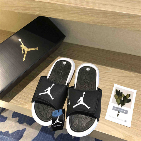 STUXI Zapatillas para hombres y mujeres de moda americana para parejas, zapatillas de playa ligeras resistentes al desgaste