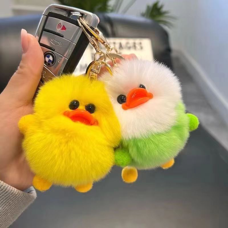 Imitation Rex rabbit fur cute little yellow duck ins Internet celebrity car keychain pendant schoolbag bag ornaments birthday gift