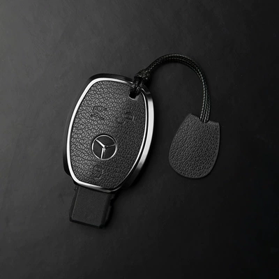 Slc, V-Class, Gla, Glc, Gle, Glk. | Car key bag - mercedes-benz-c-class-3-button-key-fob-minimalist-lanyard-deep-black