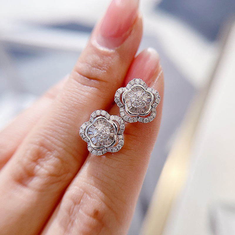 Copper Material Flower Pattern Women's Gender 1 Pair Sweet Shiny Flower Inlay Copper Zircon Ear Studs