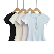 珍珠扣亨利领短袖T恤女2025新款法式性感一字肩提花针织修身上衣