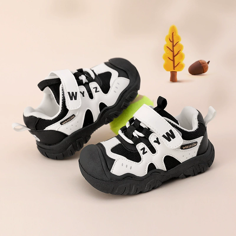 2025 новые кроссовки детская мягкая подошва нескользящая весенняя и осенняя детская обувь дышащая женская спортивная детская обувь для предотвращения падения каблуков