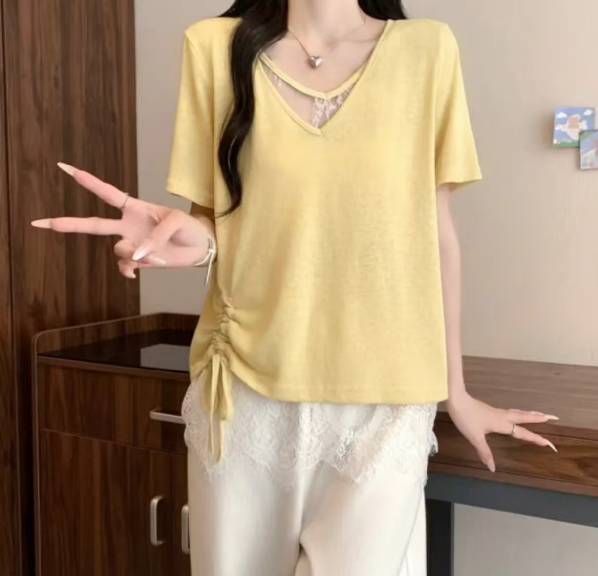 màu vàng
