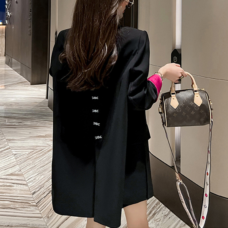 Trendy Plus-Size Black High-End Blazer for Women, Korean Style Loose Casual Suit 2501