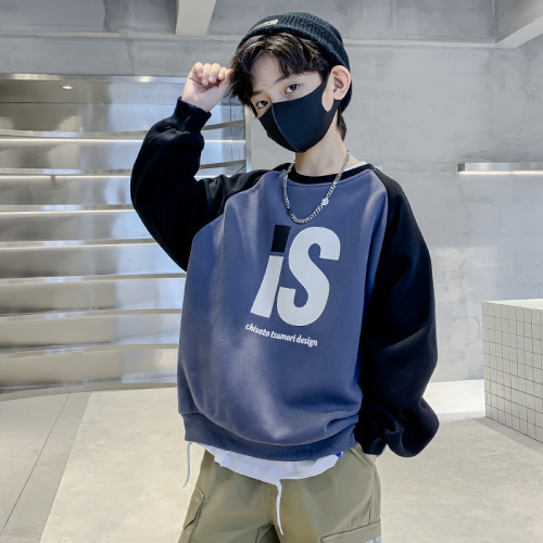 Boys' trendy and handsome casual sweatshirts for middle-aged and older children's spring and autumn single-piece spliced ​​long-sleeved T-shirt tops English pullovers