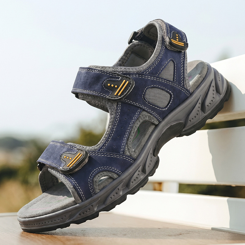 Summer Sandals for Men, Open-Toe, First-Layer Cowhide, Men's and Women's Beach Shoes, Soft-Soled, Fashionable, Large Size, Outdoor Casual Sports Sandals
