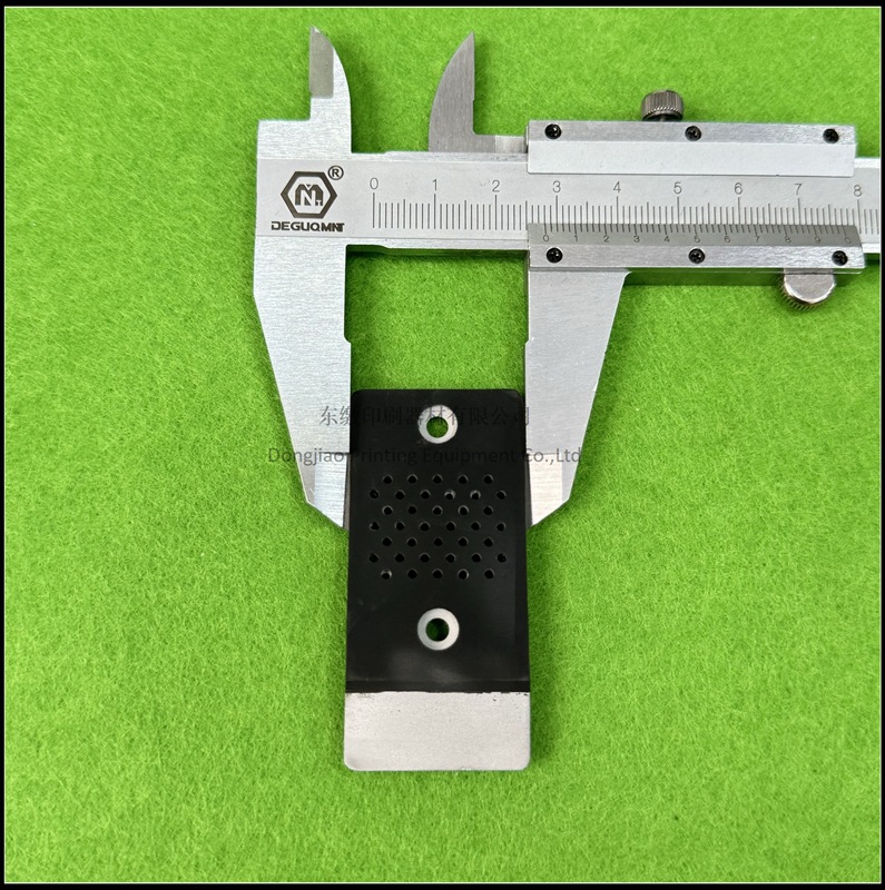 53e6dd403a40f7a4bb6cc7ff108ae1