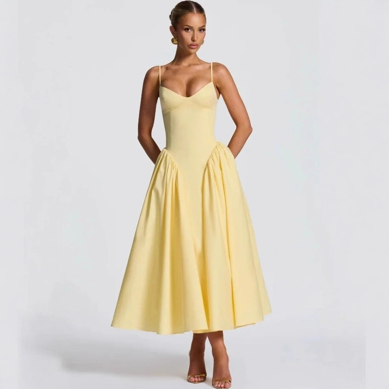 French Summer Suspender Dress for Women, Niche Design, Cross Straps on the Back, Slim Waist, Large Hem Mid-Length Skirt French Summer Suspender Dress for Women, Niche Design, Cross Straps on the Back, Slim Waist, Large Hem Mid-Length Skirt