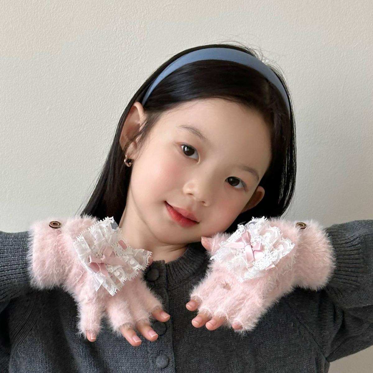 Guantes infantiles para niñas de invierno para estudiantes de primaria escritura para niñas plegable medio dedo guantes móviles peluche 2025 nuevo