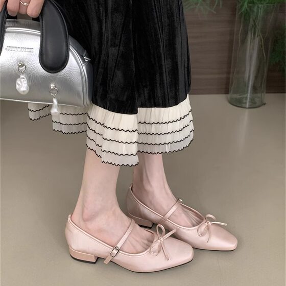 Korean Style Milk Shoes Small Square Toe Shallow Mouth Bow Mary Jane Shoes Women's Spring and Summer Soft Sole Single-layer Shoes with Chunky Heeled